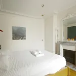 Spacious Apartment With 3 Bedrooms - Tour Eiffel