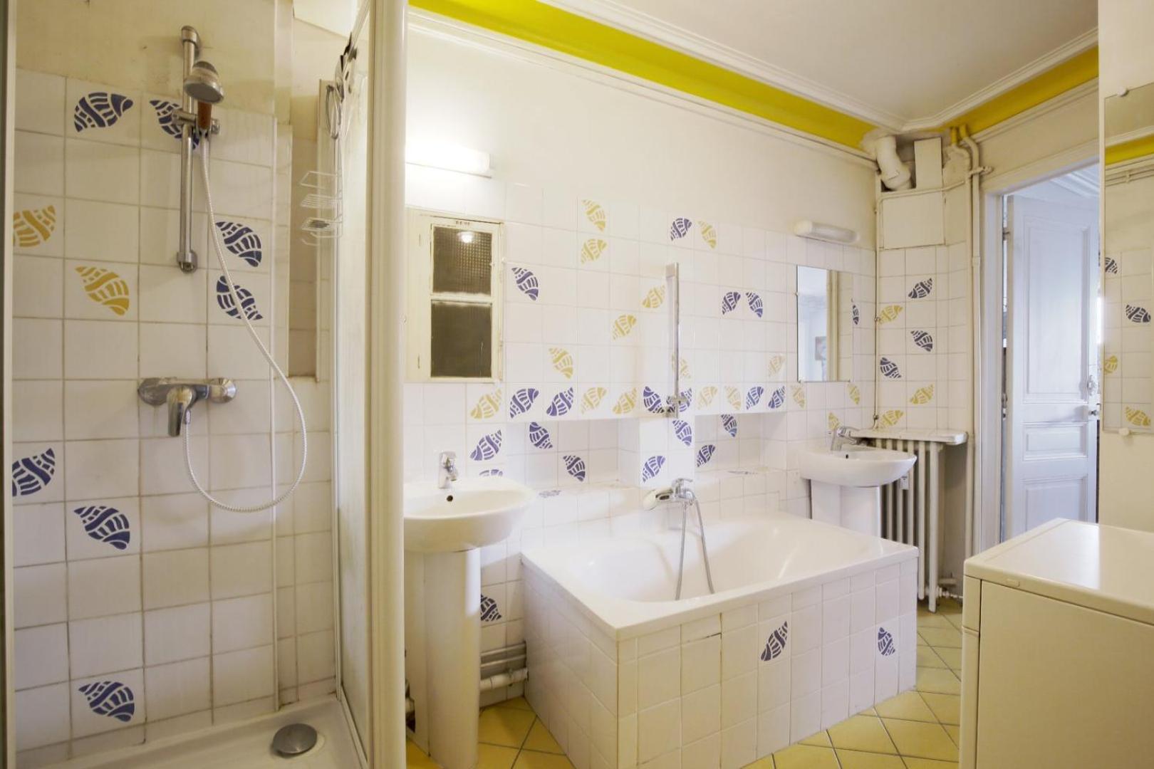 Spacious With 3 Bedrooms - Tour Eiffel Paris